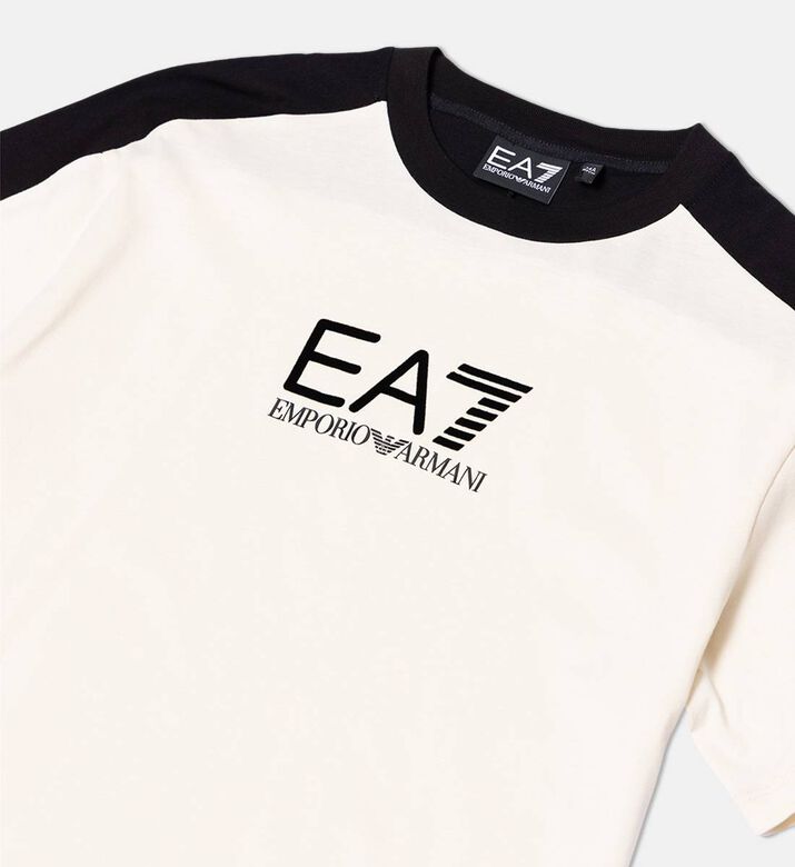 EA7 Ts, Packshot View