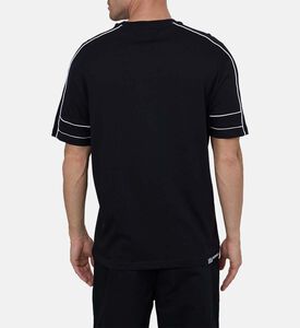 تيشيرت مزين بتفاصيل دقيقة