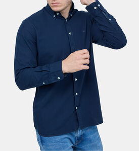 قميص بأكمام طويلة