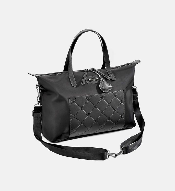 حقيبة حفاضات مبطنة بتطريز تاج