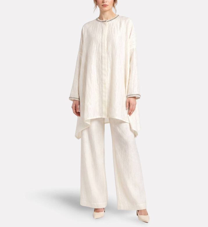 Savanna Top Silk, Model View