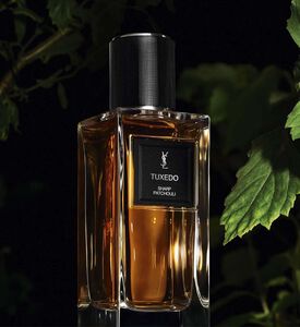 ماء عطر توكسيدو