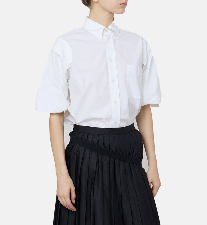 قميص كلاسيكي بأكمام قصيرة