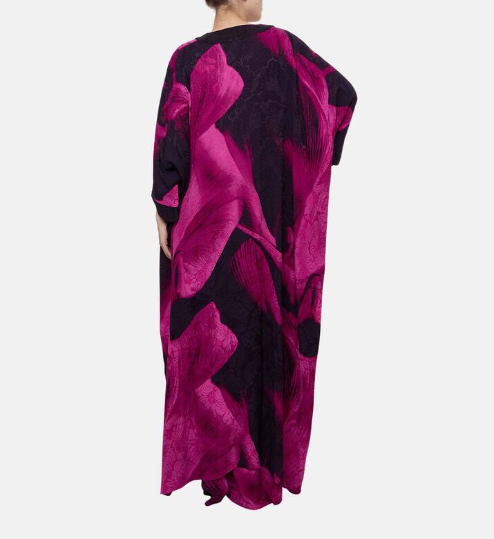 Niluu Two-tone Wide Sleeve Kaftan, Model View