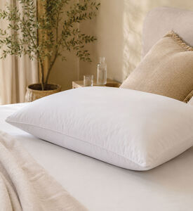 Home Deco and More Cotton Feather Duck Soft Pillow 710-gr, Packshot View