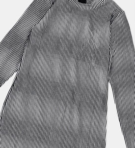 فستان ميدي مخطط بياقة عالية