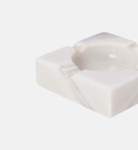 منفضة سجائر زن رخامية بلمسة لامعة