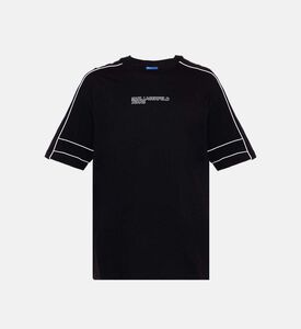 تيشيرت مزين بتفاصيل دقيقة