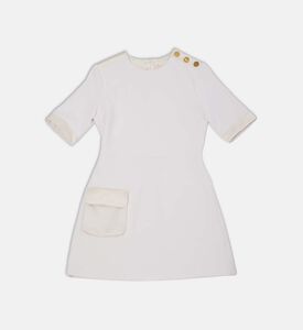 فستان قصير الأكمام بتفاصيل أزرار