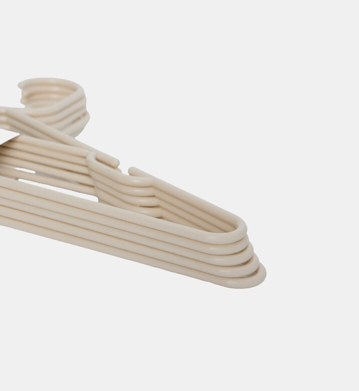 Home Deco and More Triangular Clothes Hanger, Packshot View Home Deco and More Triangular Clothes Hanger, Packshot View