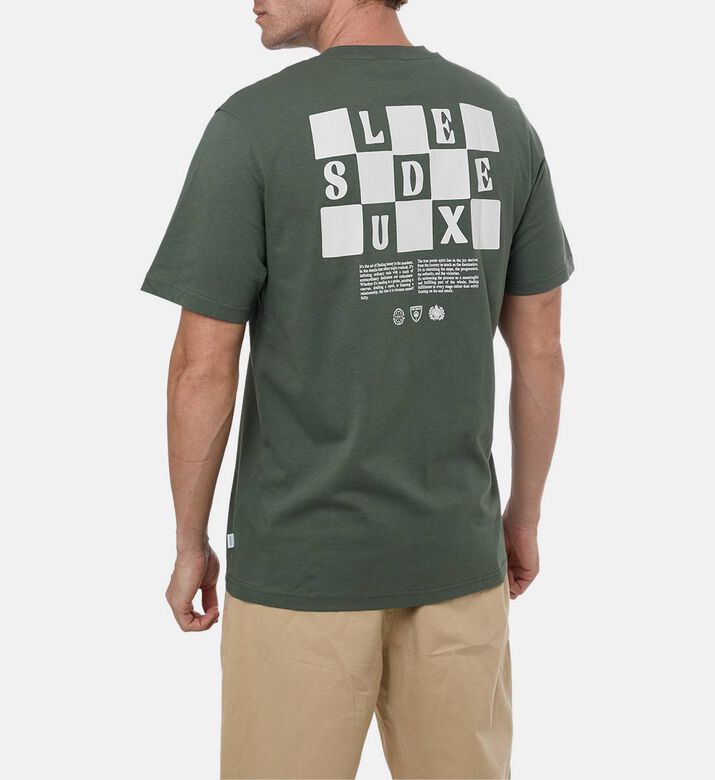 Les Deux Rook Crewneck T-shirt, Model View