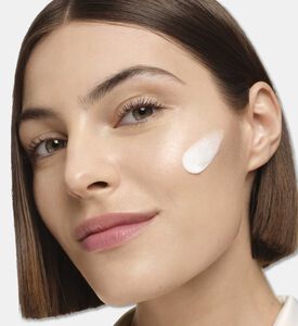 Shiseido Cleansing Foam Clarifying, Packshot View