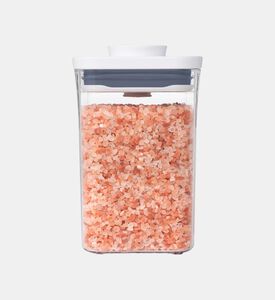 حاوية طعام بلاستيكية صغيرة مربعة