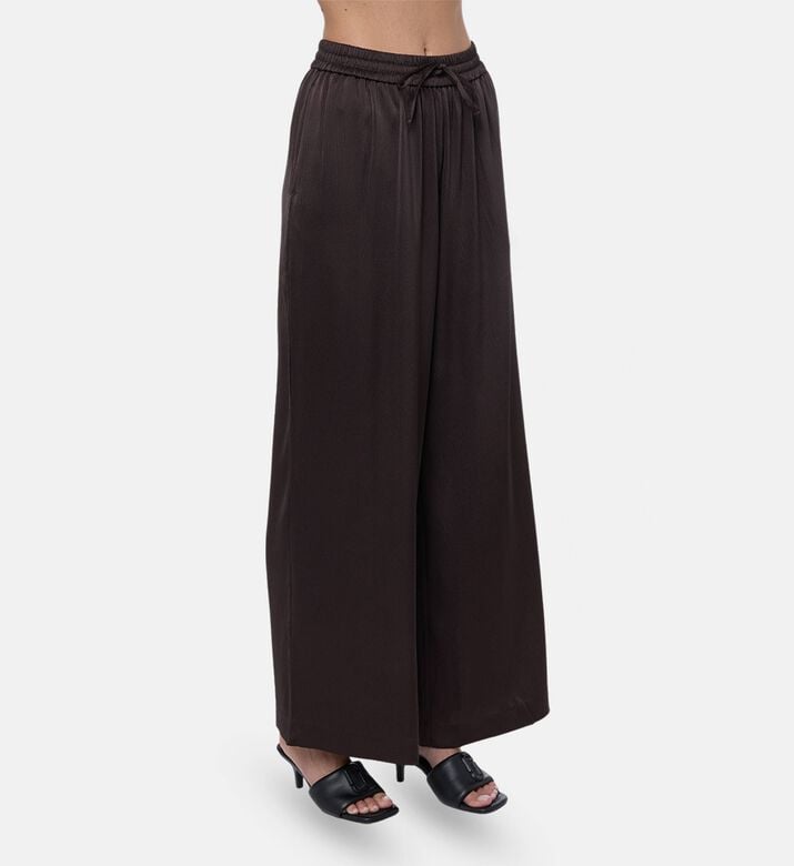 Samsoe Pant Sahelena, Model View