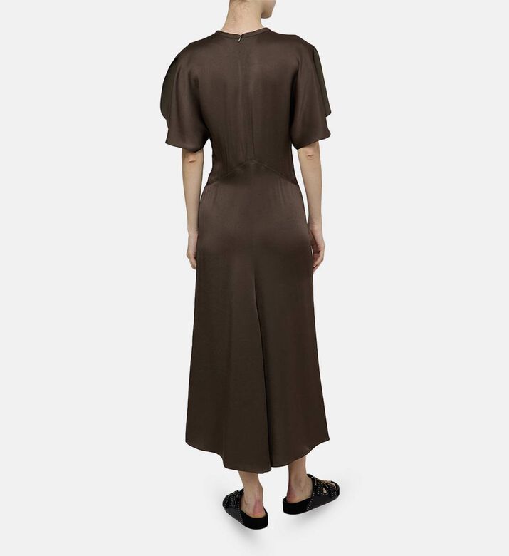 فستان كياني طويل