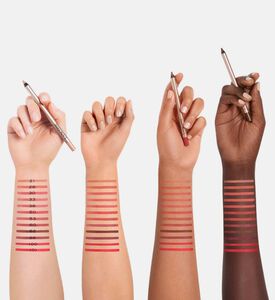 محدد شفاه ليب إيدول