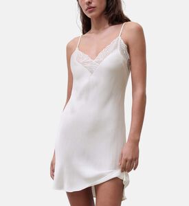 Chantelle Not Found, Ivory, Xl, Model View