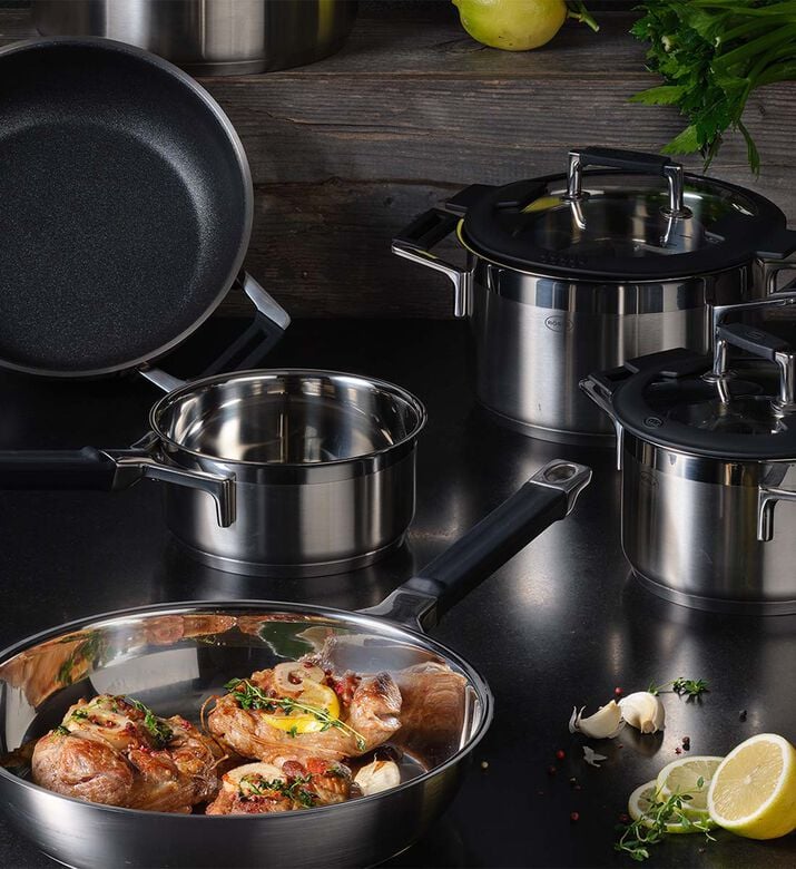 Roesle Cookware Set 4 Pcs, Packshot View Roesle Cookware Set 4 Pcs, Packshot View