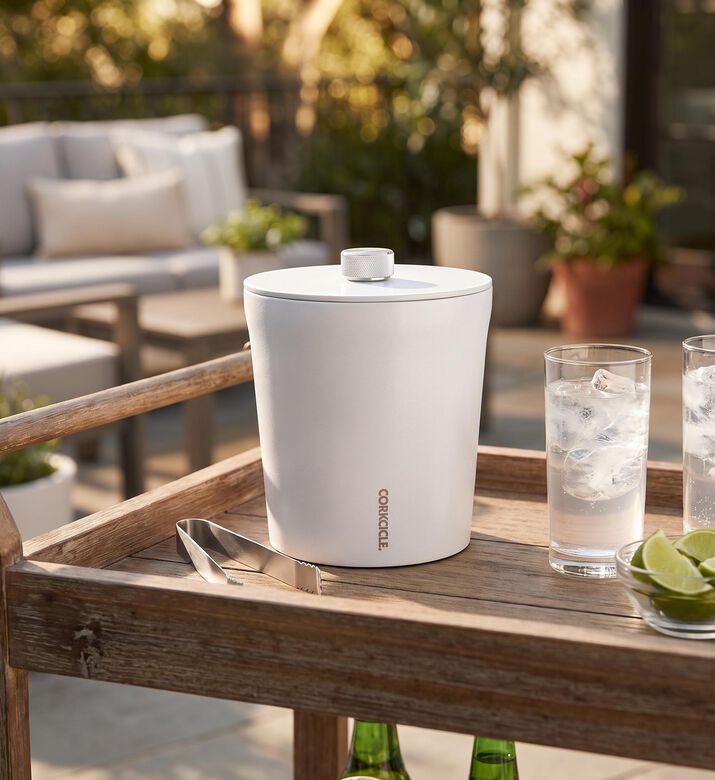 Corkcicle Stainless Steel Ice Bucket -3.25l, Model View