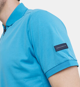 قميص بولو رياضي بنصف سحاب بقصة ضيقة