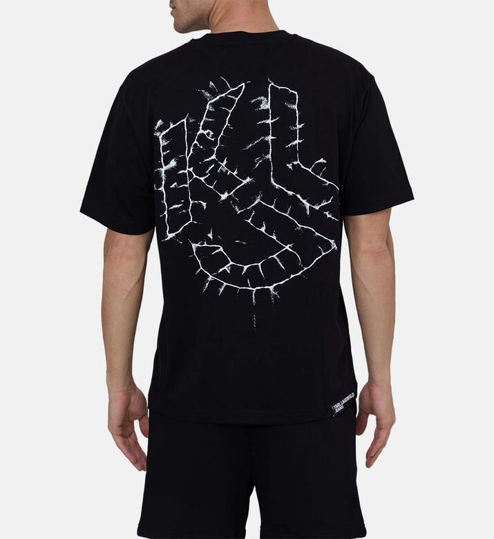 تيشيرت بطبعة شعار شيبوري مصبوغ