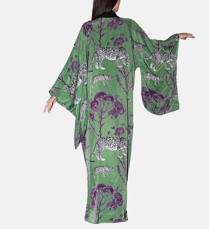 Niluu Kimon Anya, Model View Niluu Kimon Anya, Model View