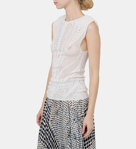 بلوزة بأكمام قصيرة مطرزة