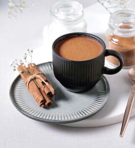 Linhas Stackable Tea Cup Saucer Set Linhas Stackable Tea Cup Saucer Set