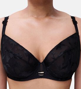 Chantelle Bra, Black, 90, C, Model View