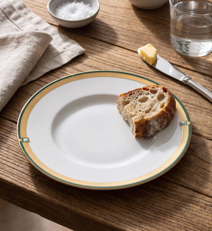 Vista Alegre Emerald Bread Butter Plate, Model View