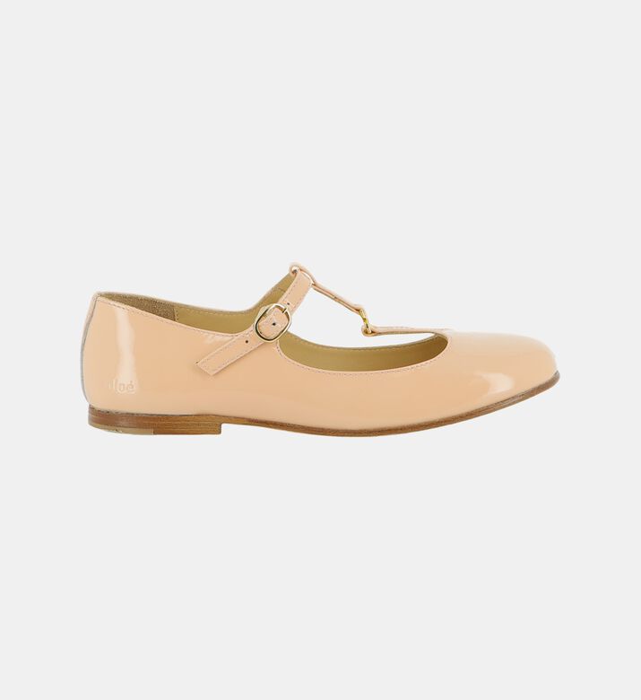 Glossy-finish T-bar Flats