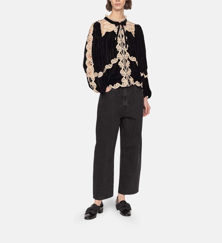 Medina Ruffled Collar Blouse Medina Ruffled Collar Blouse