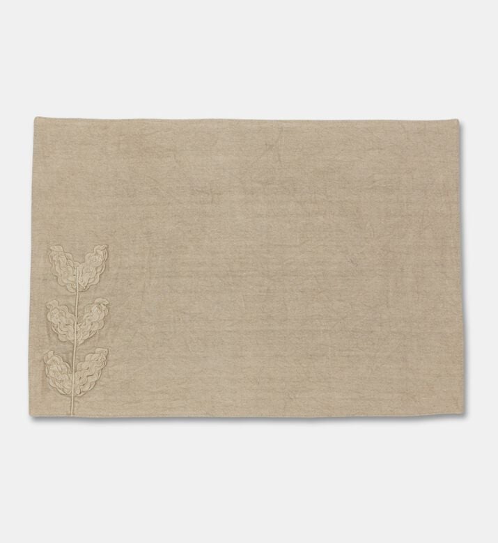 Home Deco and More Fuse Embroidered Table Mat, Packshot View