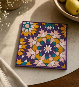 Images D'Orient Beryte Purple Silicone Square Trivet, Model View