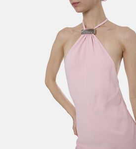 فستان متوسط الطول بدون أكمام بتفصيل معدني