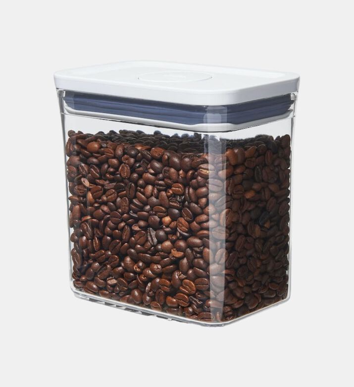 علبة طعام مستطيلة