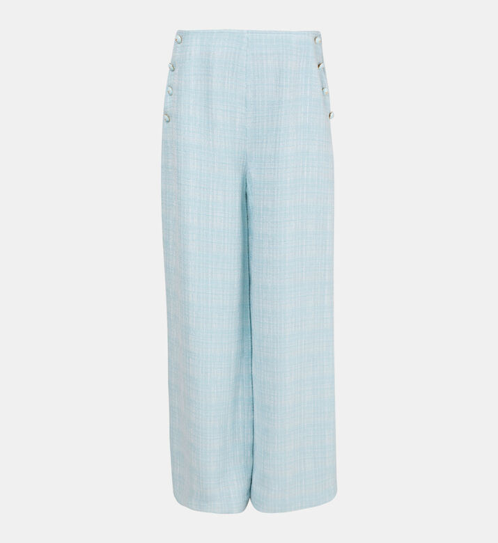 بنطال مزين بأزرار بأرجل عريضة