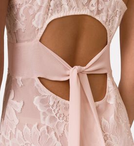 Rya Nightdress Royale, Model View