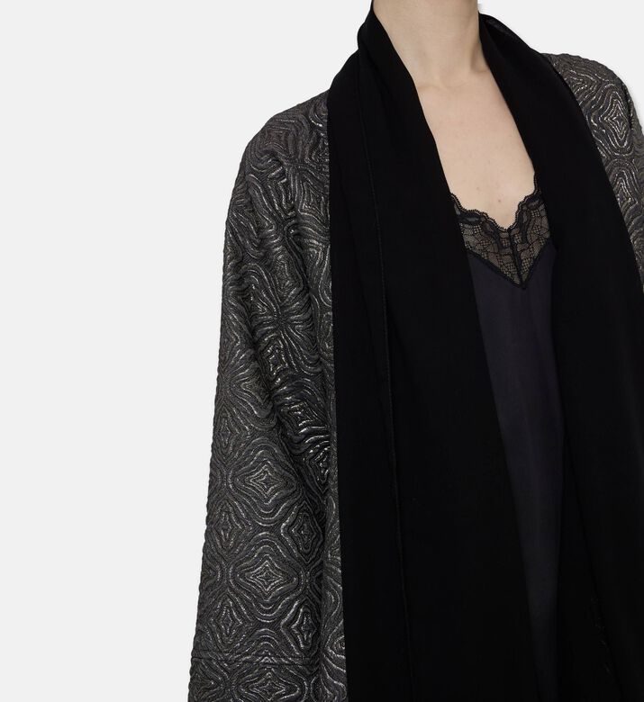 BANOU Abaya Aura, Model View