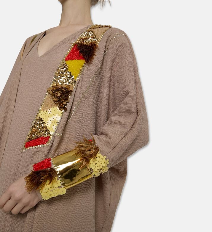 Dalia Al Azem Geometric-embroidery Metallic Cuffs Abaya, Model View