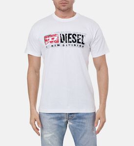 تيشيرت بقصّة مستقيمة بطبعة شعار