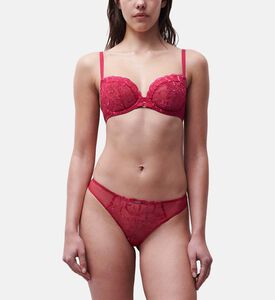 Chantelle Tanga, Model View