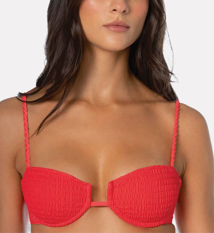 Maaji Swst Scarlet, Model View