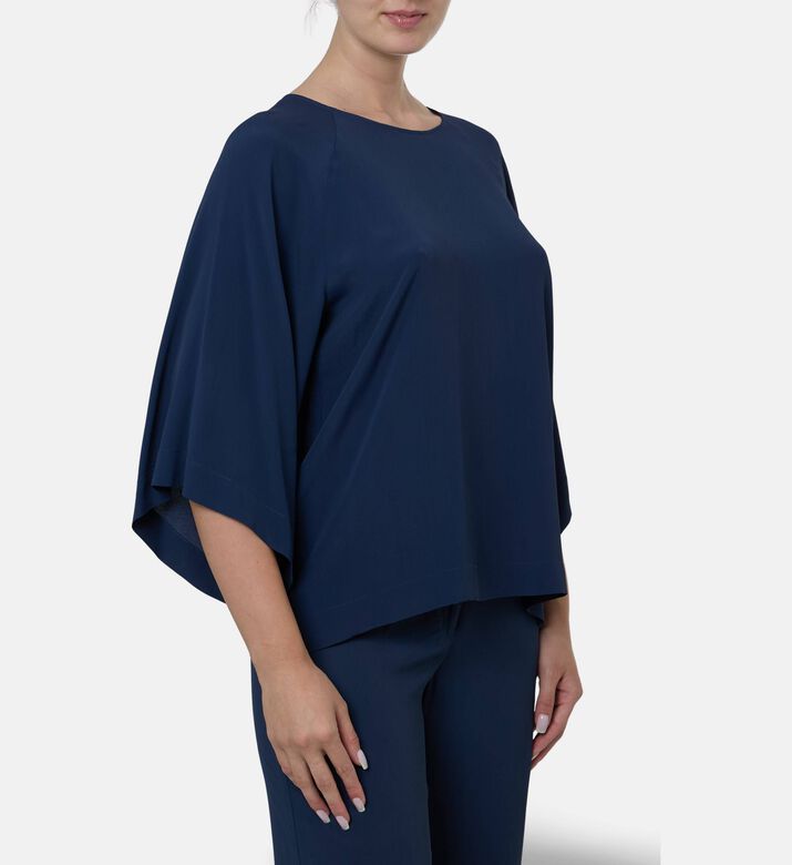 Beatrice B Blou, Model View