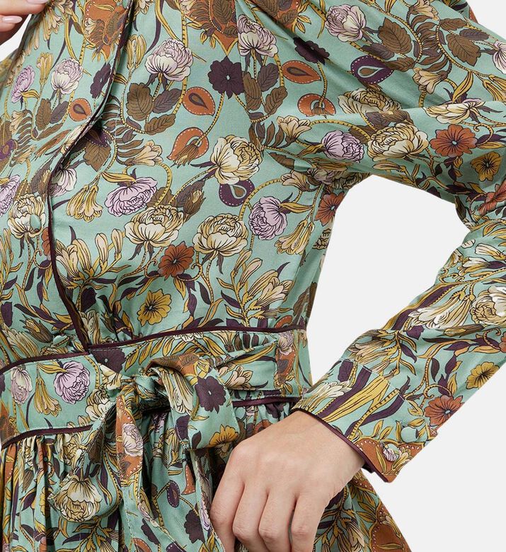 بيزلي تكدرت طوق الأعلى