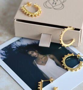 Ottoman Hands Earng Aida Hoop, Packshot View