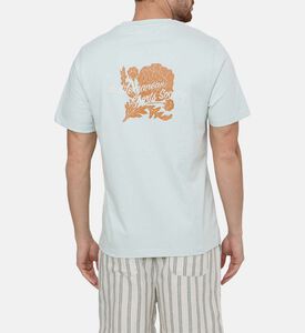 تيشيرت بشعار غرافيكي مطرز