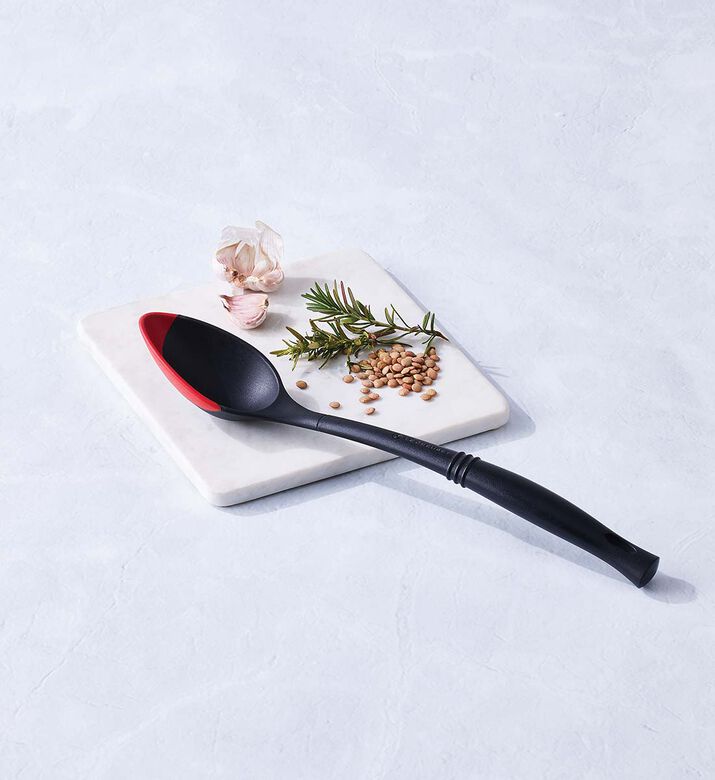 ملعقة ذات حافة من السيليكون من ريفولوشن