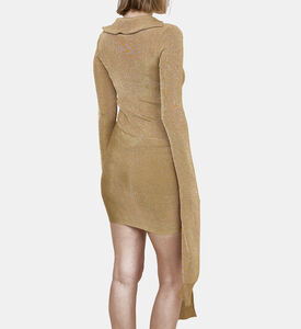 فستان بأكمام معقودة