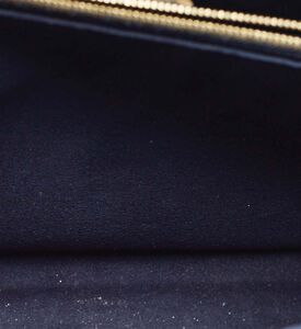 حقيبة فيكتوار لويس فويتون بنقشة العلامة وجزء أزرق داكن مملوكة مسبقًا